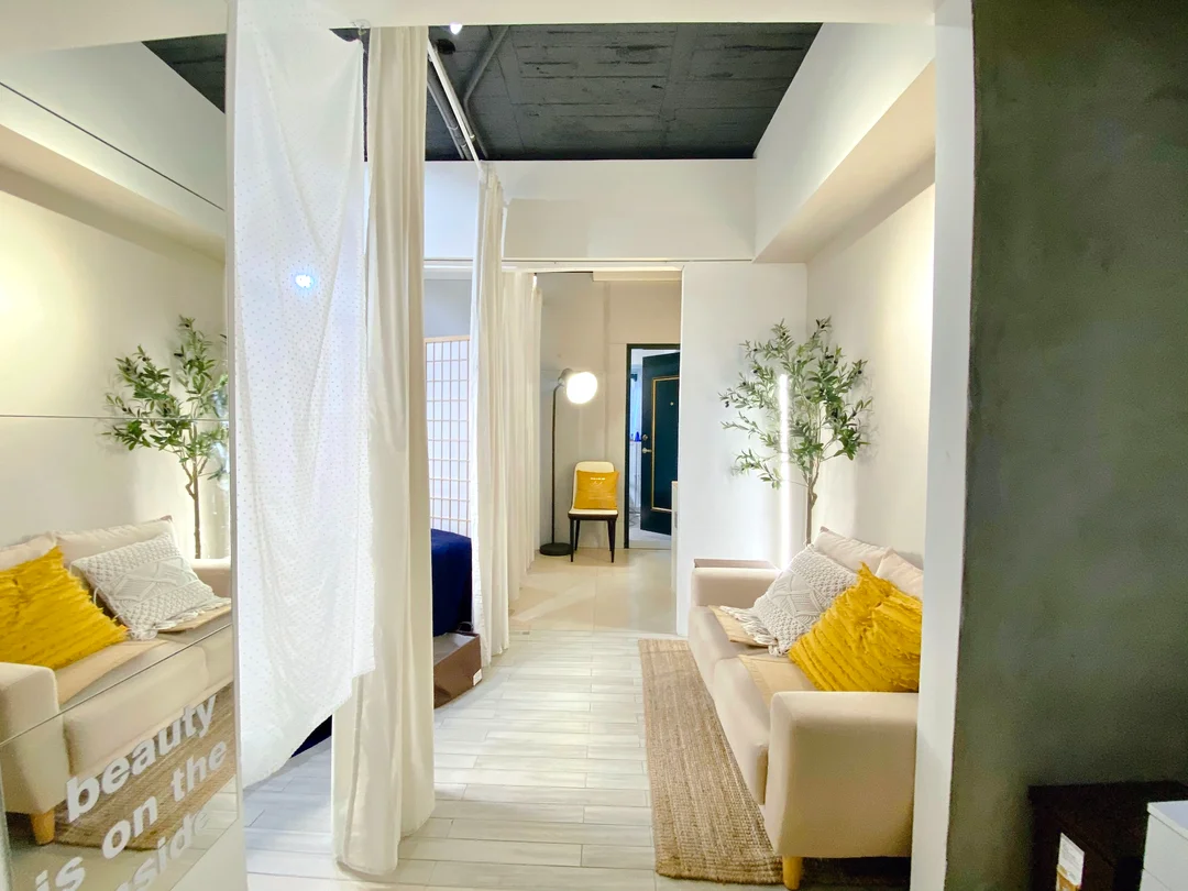 台北台中美業共享工作空間 彈性時段預約美容床設備